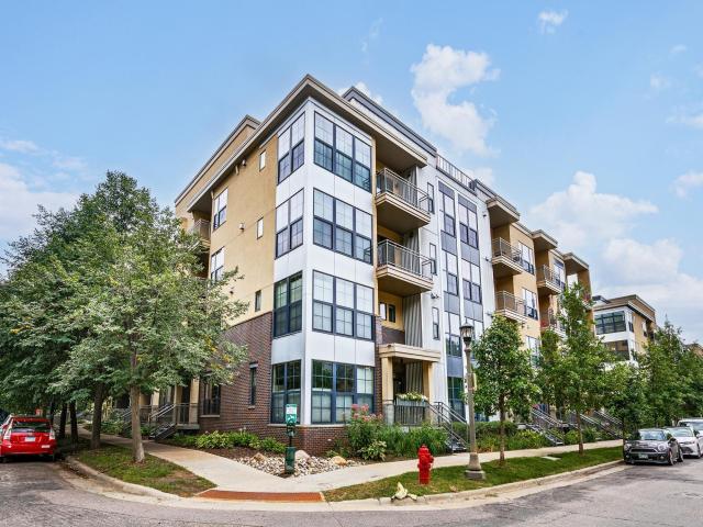 2566 Ellis Avenue Unit 116 Saint Paul MN 55114 - MLS# 6766712