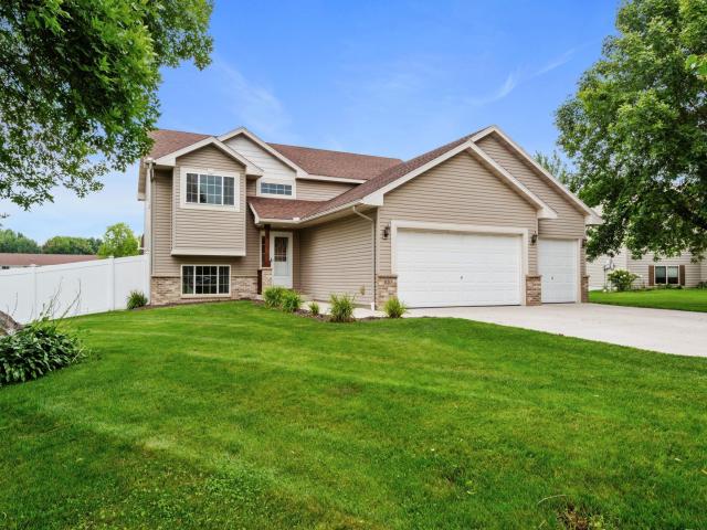 820 Merganser Avenue Winsted MN 55395 - MLS# 6766900