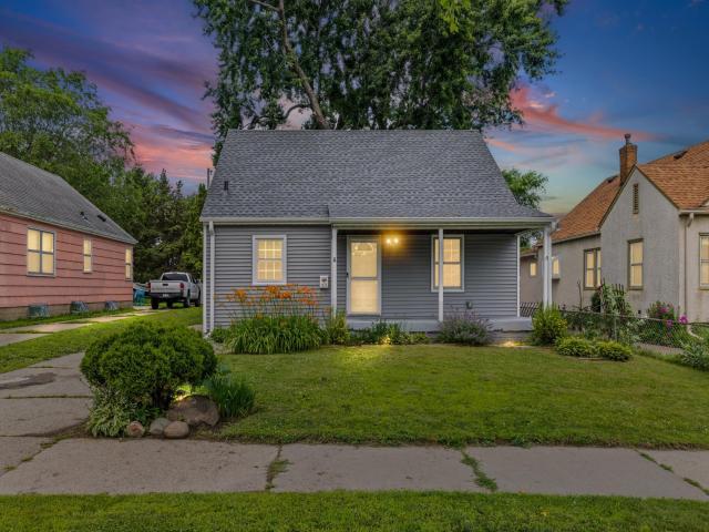 1125 Farrington Street Saint Paul MN 55117 - MLS# 6766977