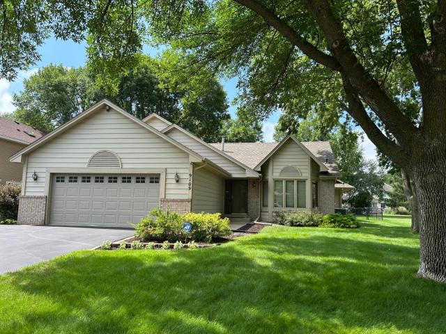 9109 Loch Lomond Boulevard Minneapolis MN 55443 - MLS# 6767360
