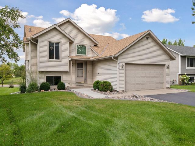 9491 Rosewood Lane N Maple Grove MN 55369 - MLS# 6767365