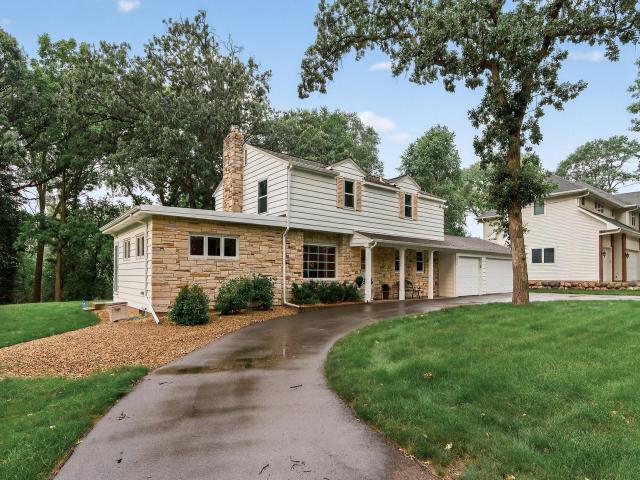 2685 Valley View Lane Saint Paul MN 55112 - MLS# 6767444
