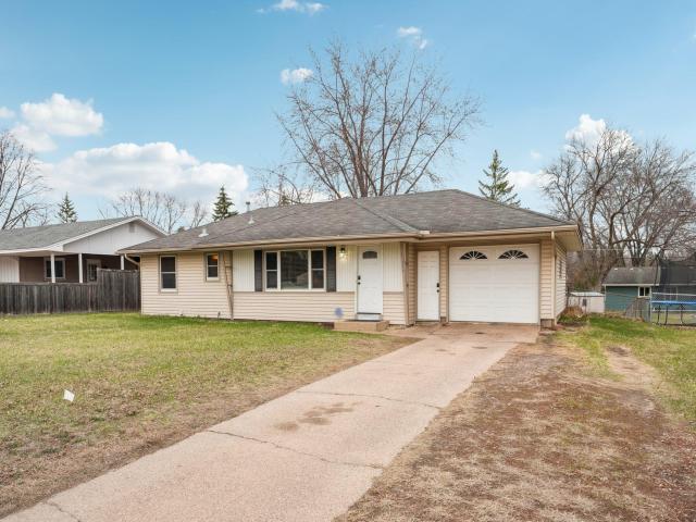 11749 Crooked Lake Boulevard NW Coon Rapids MN 55433 - MLS# 6768293