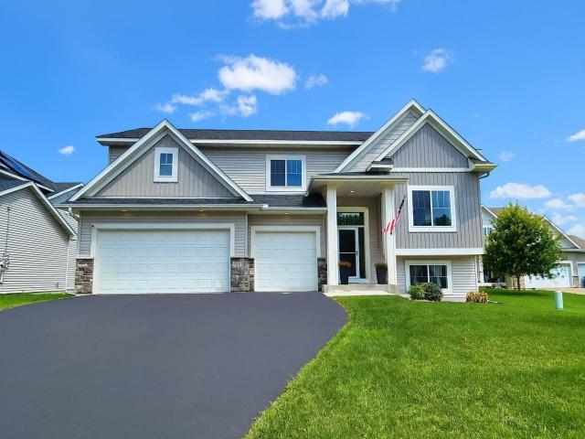 5601 Upper 179th Street W Lakeville MN 55044 - MLS# 6768363