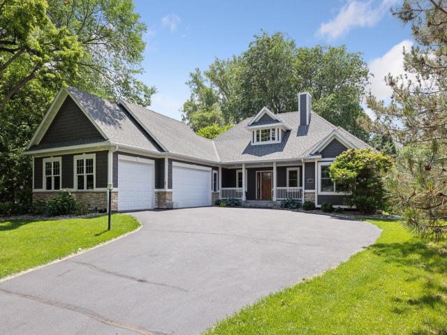 974 County Road C E Maplewood MN 55109 - MLS# 6768496