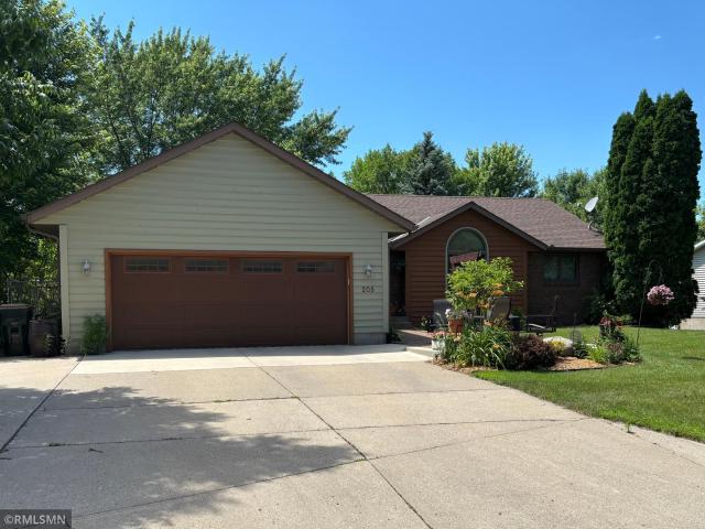 205 Wacker Drive Glencoe MN 55336 - MLS# 6768627