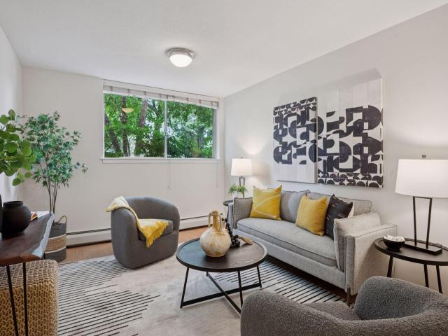 1770 Bryant Avenue S Unit 114 Minneapolis MN 55403 - MLS# 6768737