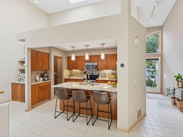 1675 Brueberry Lane Saint Paul MN 55112 - MLS# 6768849