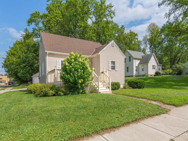 1020 Saint Jacob Avenue Albert Lea MN 56007 - MLS# 6769175