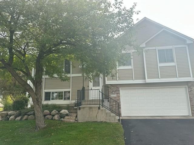 15887 Griffon Path Saint Paul MN 55124 - MLS# 6769520