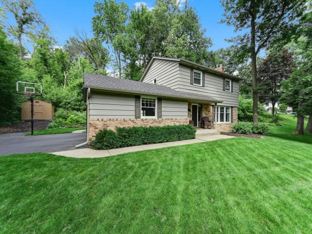 5920 Maplewood Lane Minnetonka MN 55345 - MLS# 6769846