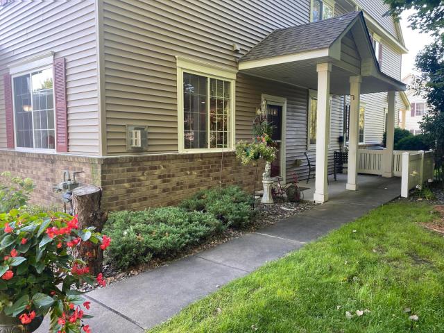 9803 Vagabond Lane N Maple Grove MN 55311 - MLS# 6769939
