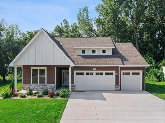 634 E 6th Street Chaska MN 55318 - MLS# 6770015