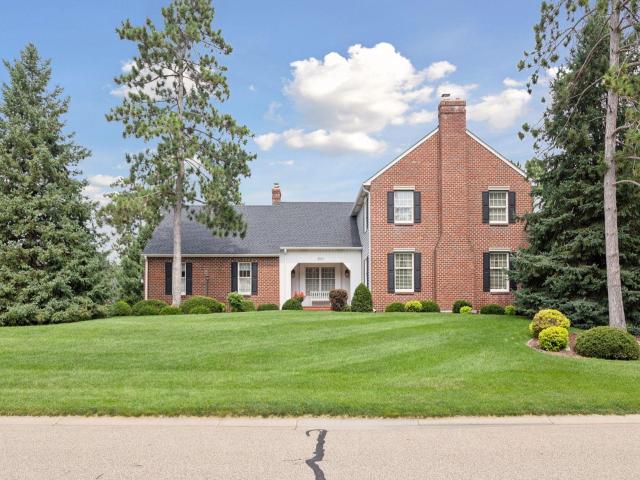 8160 Emerald Lane Woodbury MN 55125 - MLS# 6770159