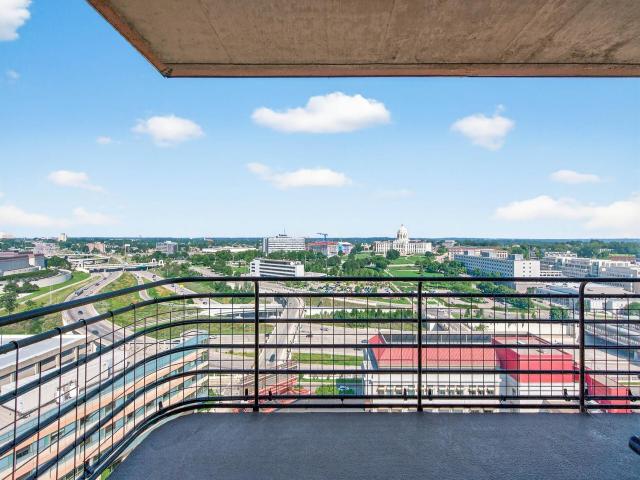 26 10th Street W Unit 2006 Saint Paul MN 55102 - MLS# 6770286
