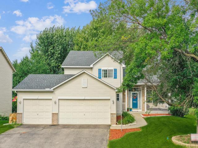 2042 Cardinal Drive Shakopee MN 55379 - MLS# 6770295