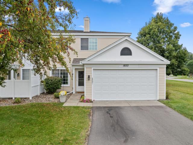 1833 Southcross Drive W Unit 2201 Burnsville MN 55306 - MLS# 6770420