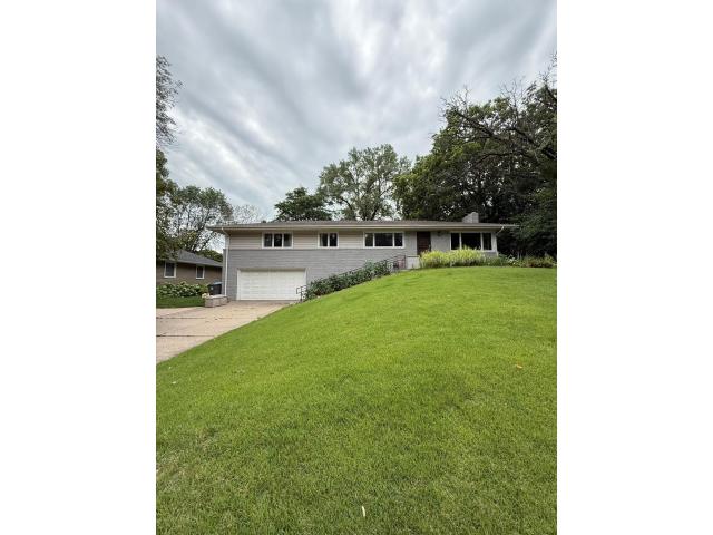 4707 W 70th Street Edina MN 55435 - MLS# 6770554