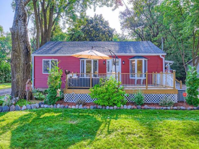 1387 Hadley Avenue N Saint Paul MN 55128 - MLS# 6770809