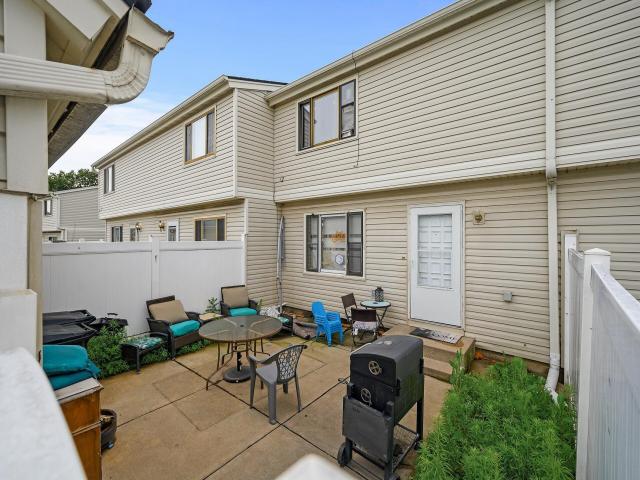 7680 Hampshire Avenue N Brooklyn Park MN 55428 - MLS# 6770852