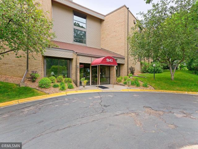 5643 Green Circle Drive Unit 312 Hopkins MN 55343 - MLS# 6771190