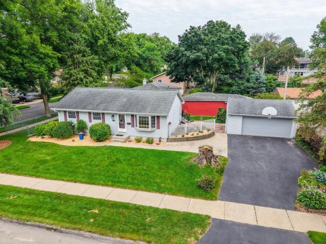 704 Zumbro Dr NW Rochester MN 55901 - MLS# 6771293