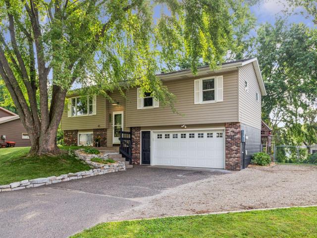 5577 Oldfield Avenue N Stillwater MN 55082 - MLS# 6771465