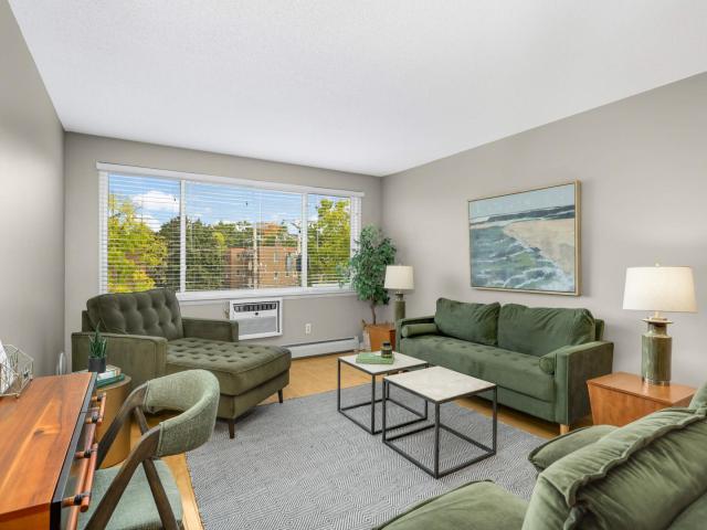 2700 W 44th Street Unit 401 Minneapolis MN 55410 - MLS# 6771556