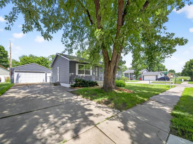1903 43rd Street NW Rochester MN 55901 - MLS# 6771808