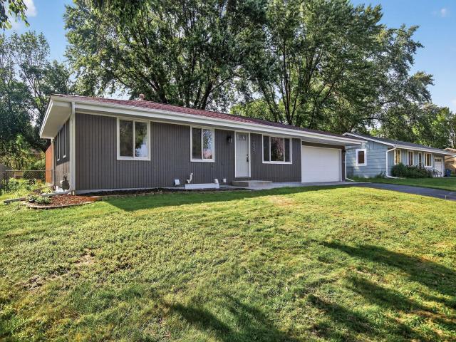 1042 Sibley Street S Shakopee MN 55379 - MLS# 6771914