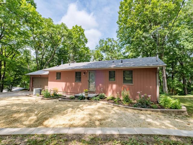 915 1st Street NW Oronoco MN 55960 - MLS# 6772015