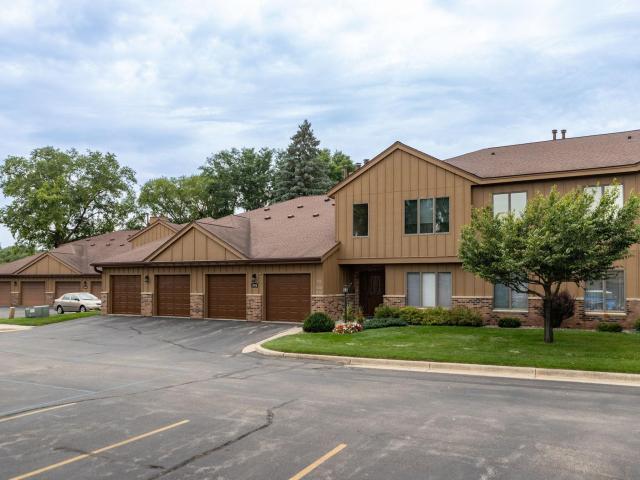 1908 Lakeview Court SW Unit 201 Rochester MN 55902 - MLS# 6772236