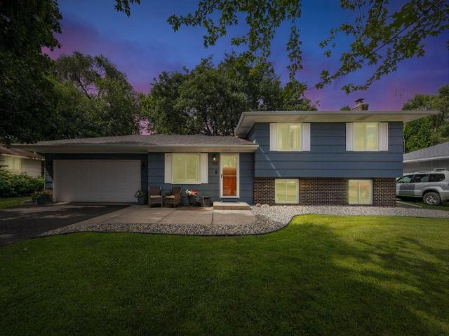 16573 Flagstaff Way W Rosemount MN 55068 - MLS# 6772296