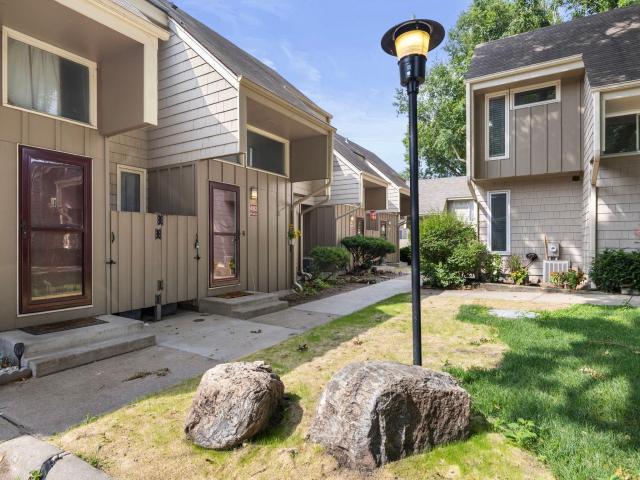 4352 4th Avenue S Minneapolis MN 55409 - MLS# 6772383