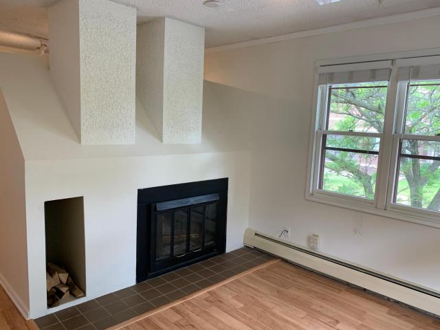 676 Ashland Avenue Unit 8 Saint Paul MN 55104 - MLS# 6772552
