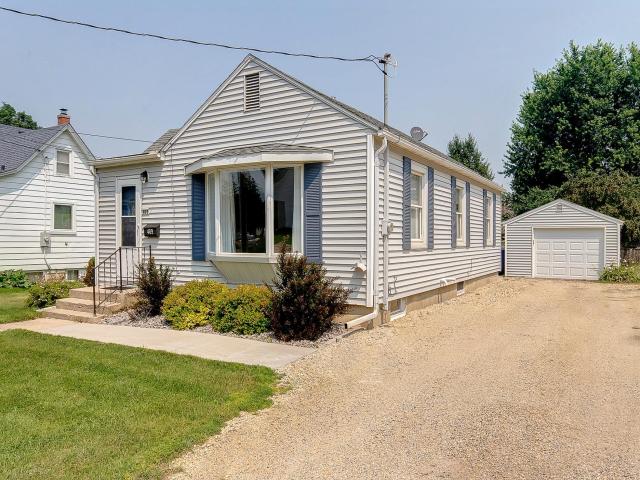 409 Bullis Street Kenyon MN 55946 - MLS# 6772568