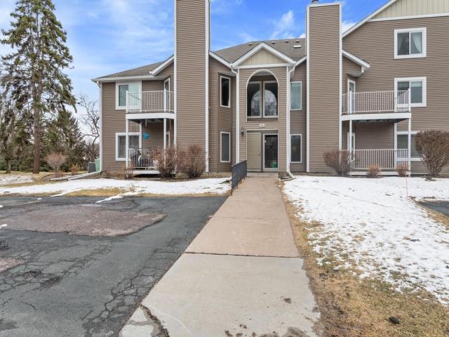 760 County Road F W Unit 709 Shoreview MN 55126 - MLS# 6772600
