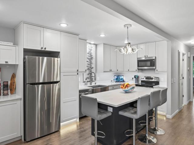 7073 Unity Avenue N Minneapolis MN 55429 - MLS# 6772745