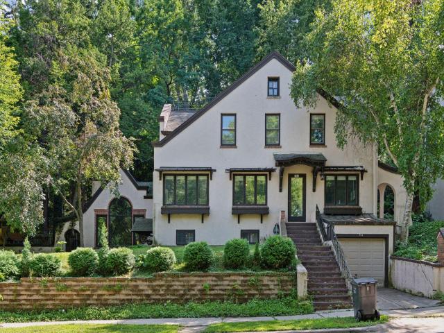 741 Kenwood Parkway Minneapolis MN 55403 - MLS# 6772780