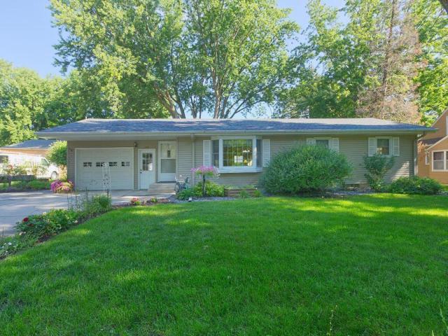 116 Fairlawn Avenue E Winsted MN 55395 - MLS# 6772993