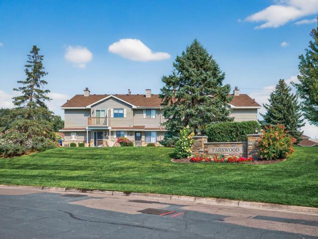 7533 Vinewood Court Maple Grove MN 55311 - MLS# 6773140