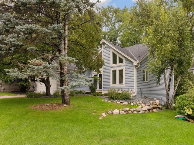 11984 Saint Albans Hollow Drive Minnetonka MN 55305 - MLS# 6773260