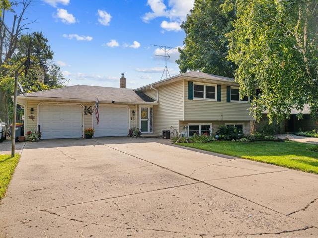 13 Mitchell Drive Faribault MN 55021 - MLS# 6773886