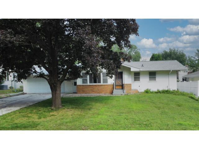 1700 Stanich Place Saint Paul MN 55109 - MLS# 6773961