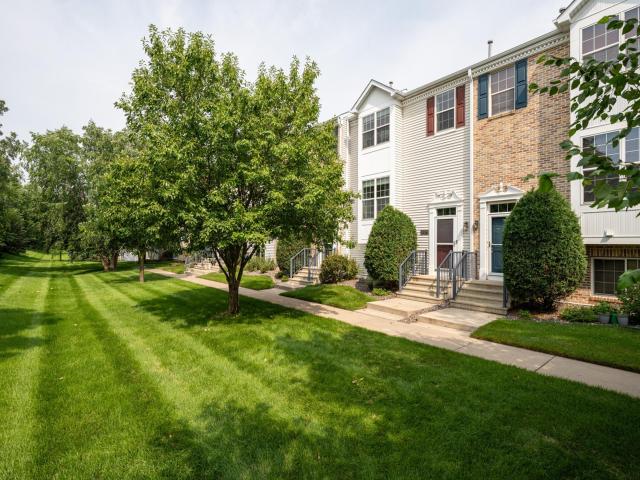 15575 June Grass Lane Eden Prairie MN 55347 - MLS# 6773974
