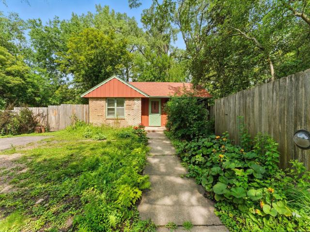 15404 Robinwood Drive Minnetonka MN 55345 - MLS# 6774107