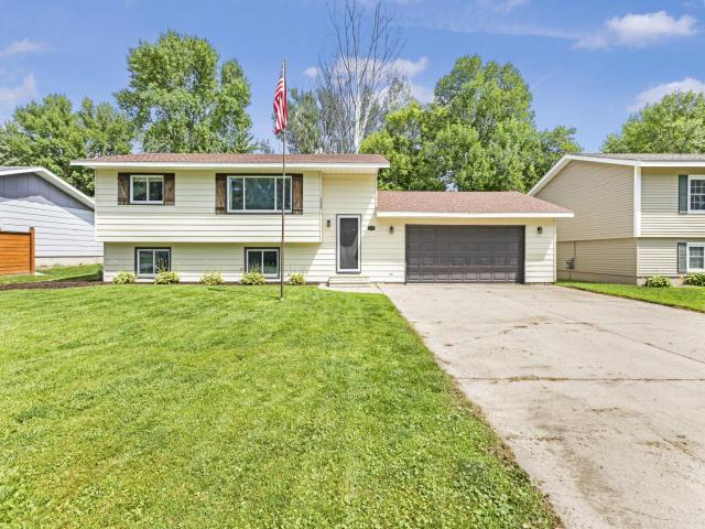 630 Grand Avenue NW Silver Lake MN 55381 - MLS# 6774201