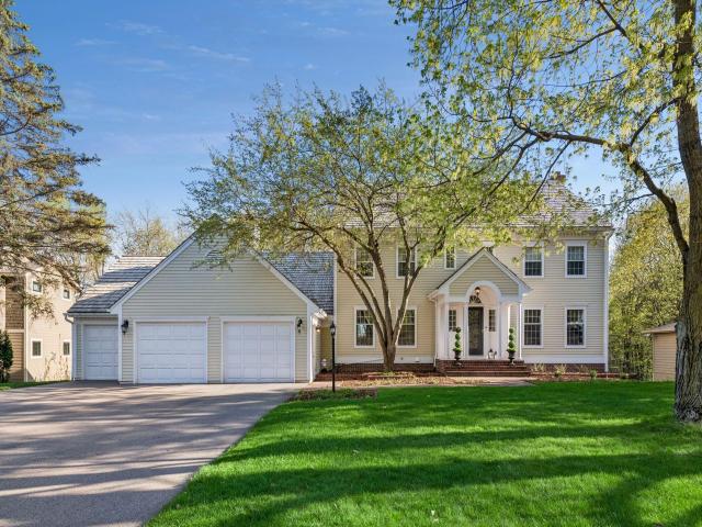 19515 Waterford Place Excelsior MN 55331 - MLS# 6774245