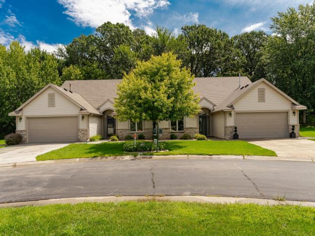 4702 Wintergreen Lane NW Rochester MN 55901 - MLS# 6774311