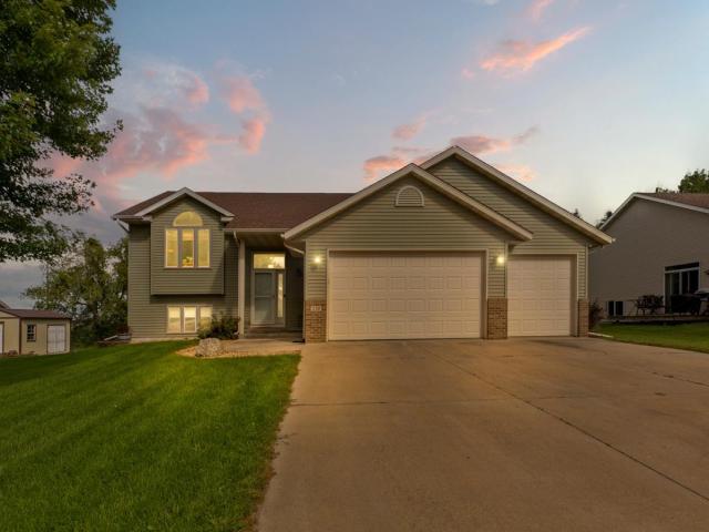230 6th Street SE Medford MN 55049 - MLS# 6774628